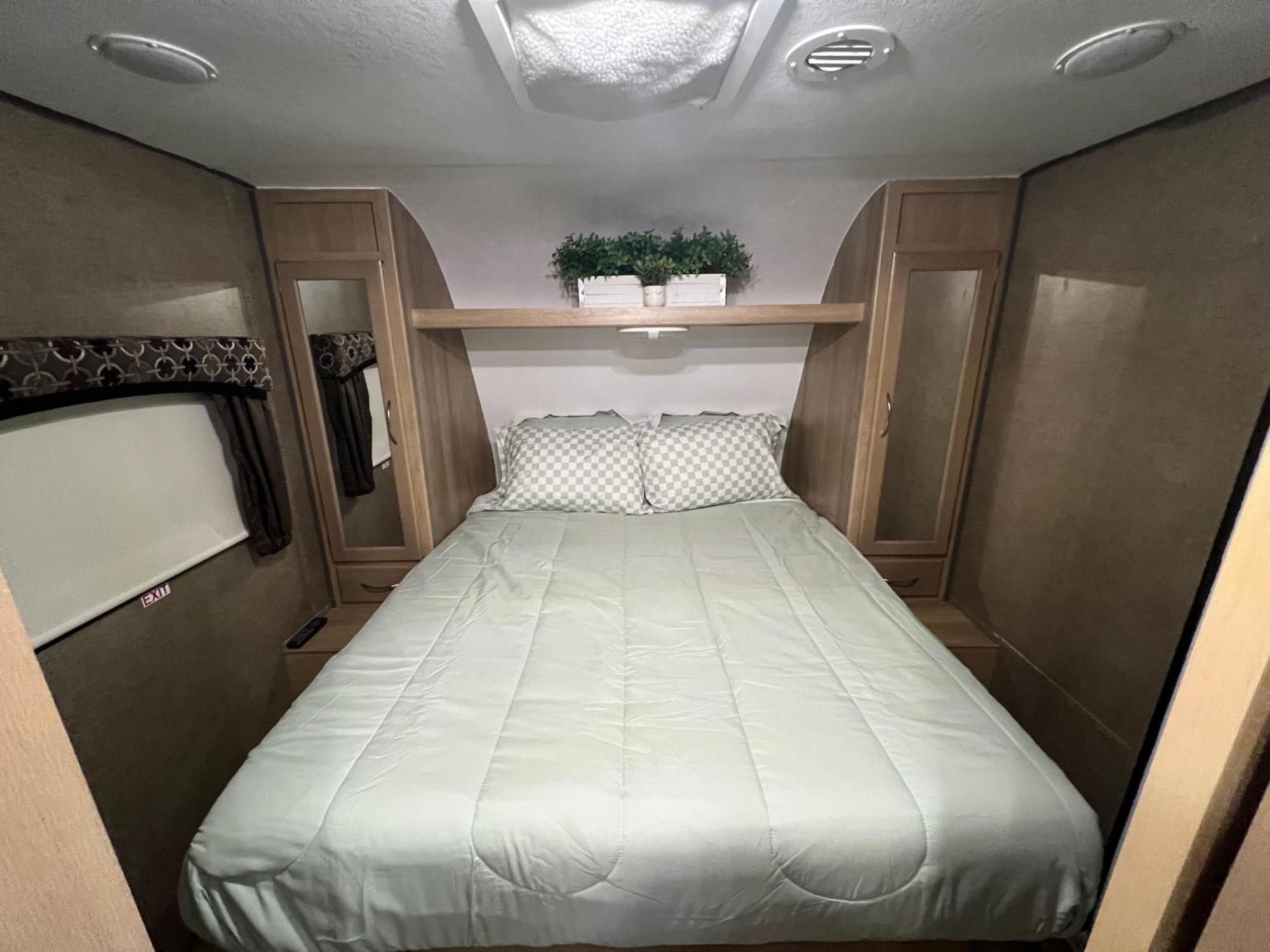 Surfside Glamping Camper Ξενοδοχείο Klamath Εξωτερικό φωτογραφία